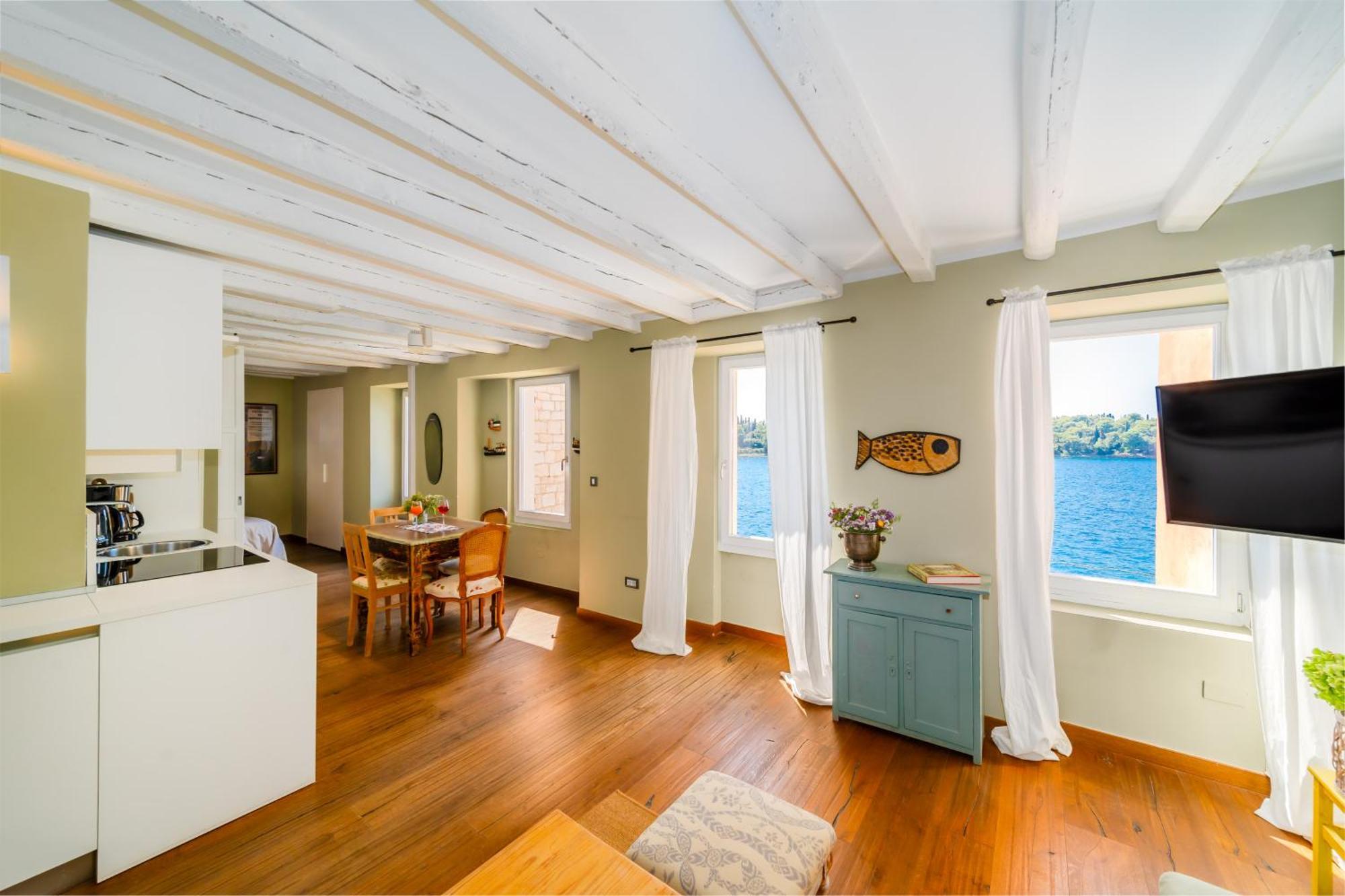 Apartment Mediterraneo 로비니 외부 사진
