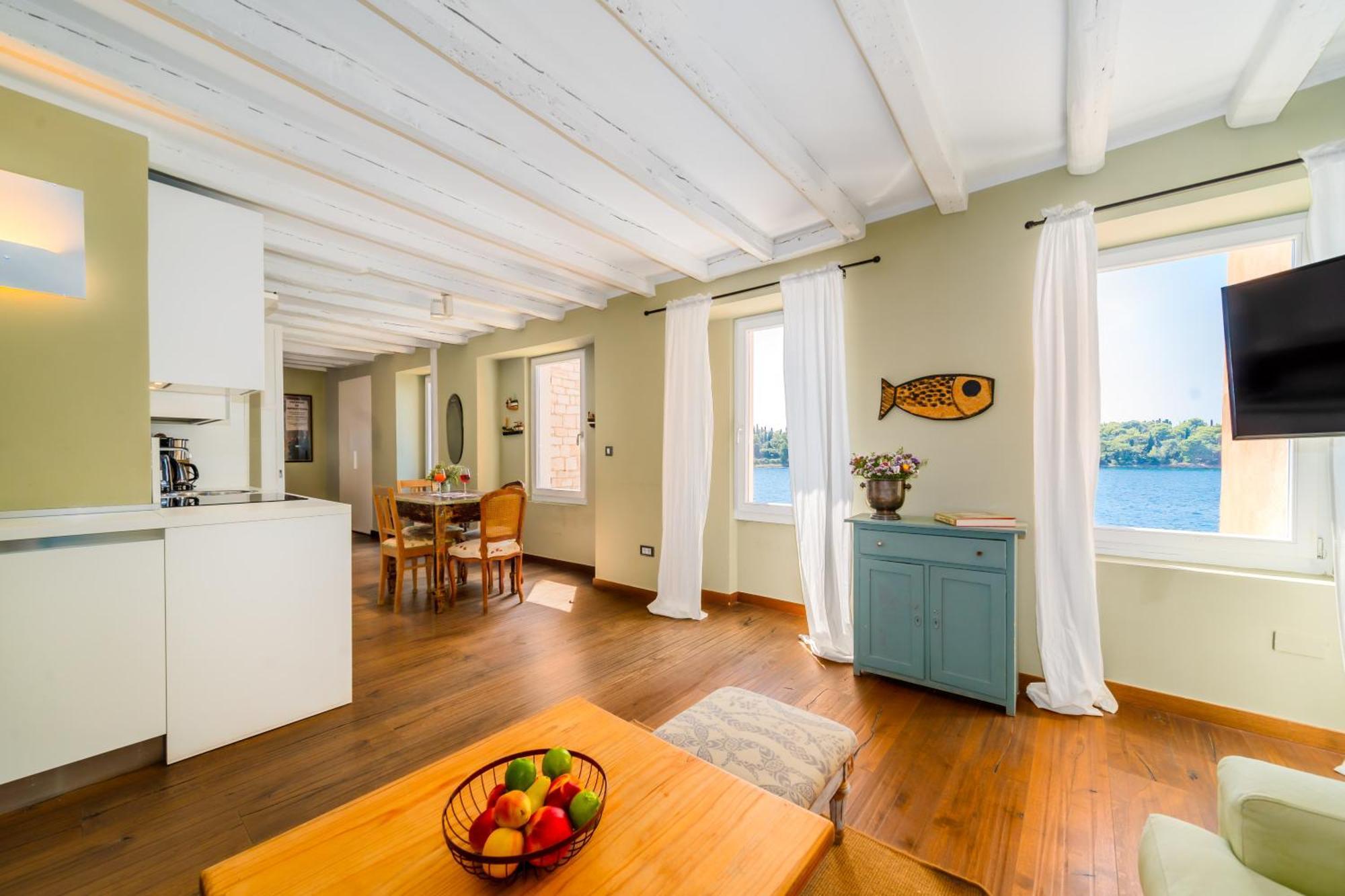 Apartment Mediterraneo 로비니 외부 사진