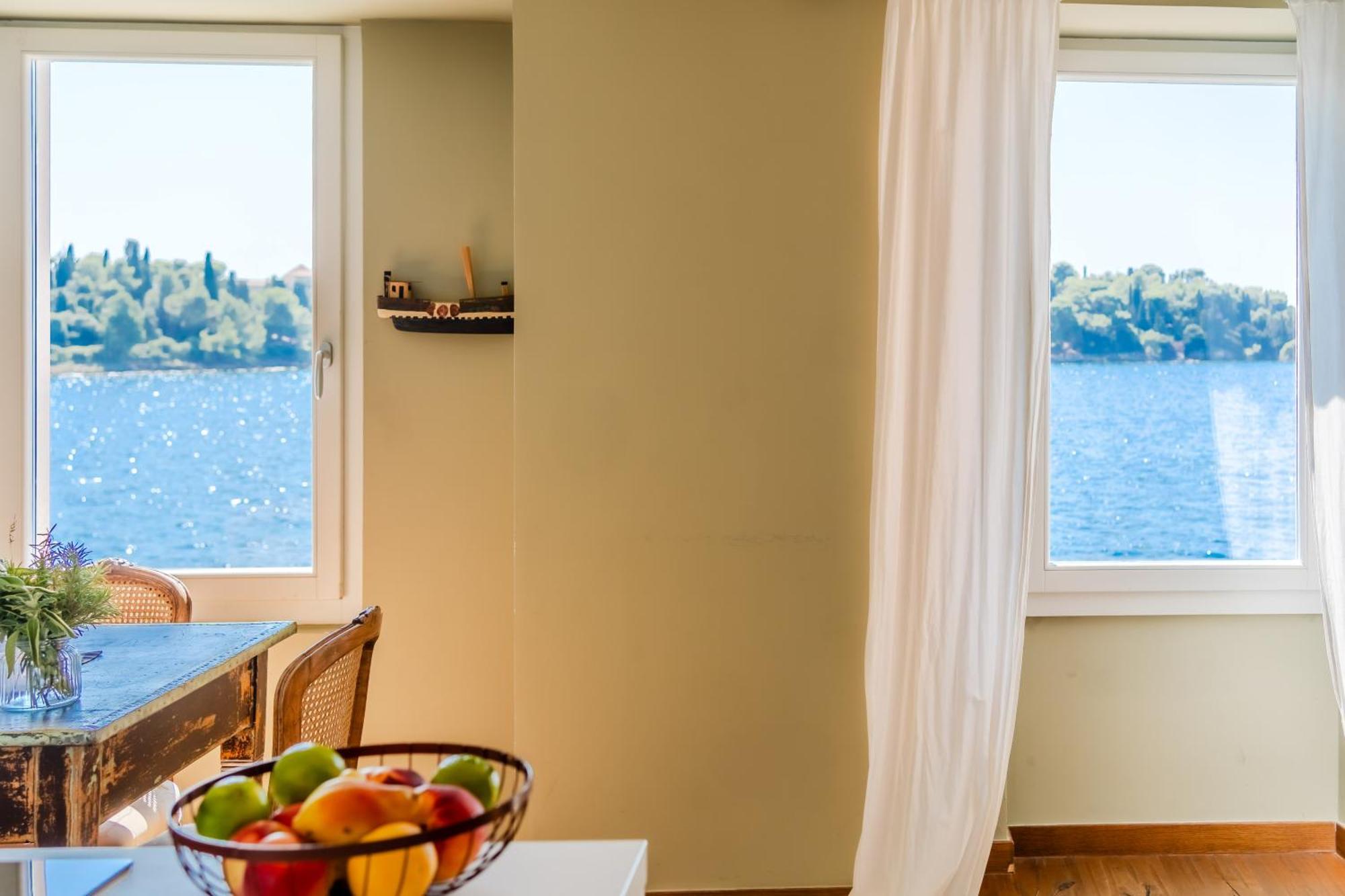 Apartment Mediterraneo 로비니 외부 사진